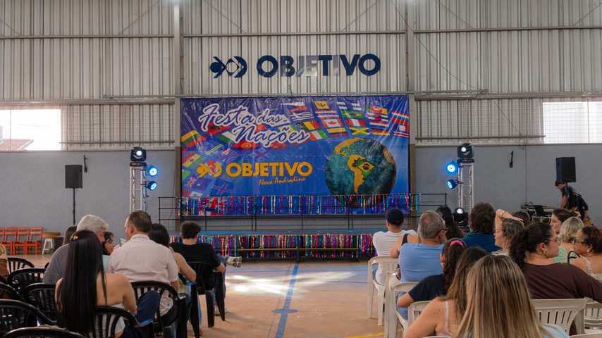 Hightlight festa das na  es   col gio objetivo 01