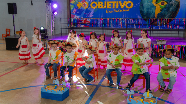 Thumb festa das na  es   col gio objetivo 39