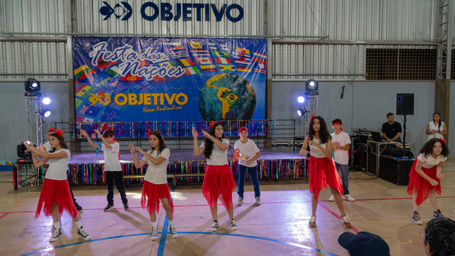 Thumb festa das na  es   col gio objetivo 71