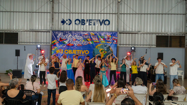 Thumb festa das na  es   col gio objetivo 115